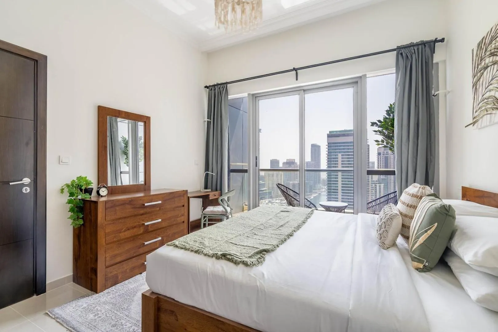 Guestready - Full Marina View At Bay Central Dubai 0*,